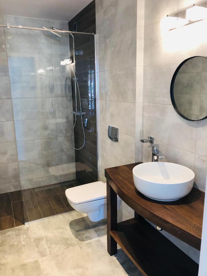 Apartamenty Biala Perla 乌斯特龙 外观 照片