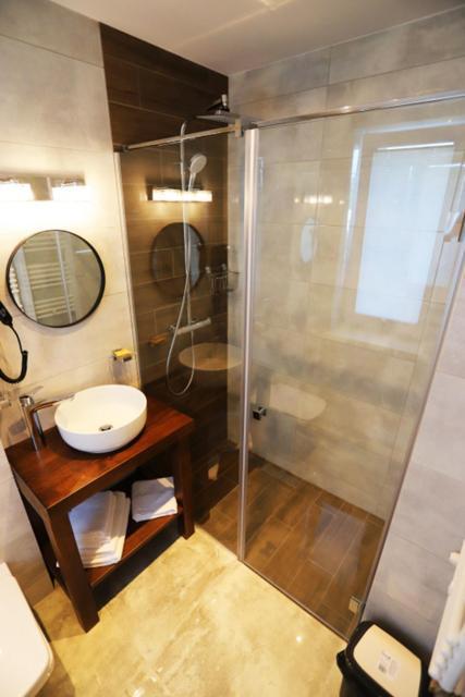 Apartamenty Biala Perla 乌斯特龙 外观 照片