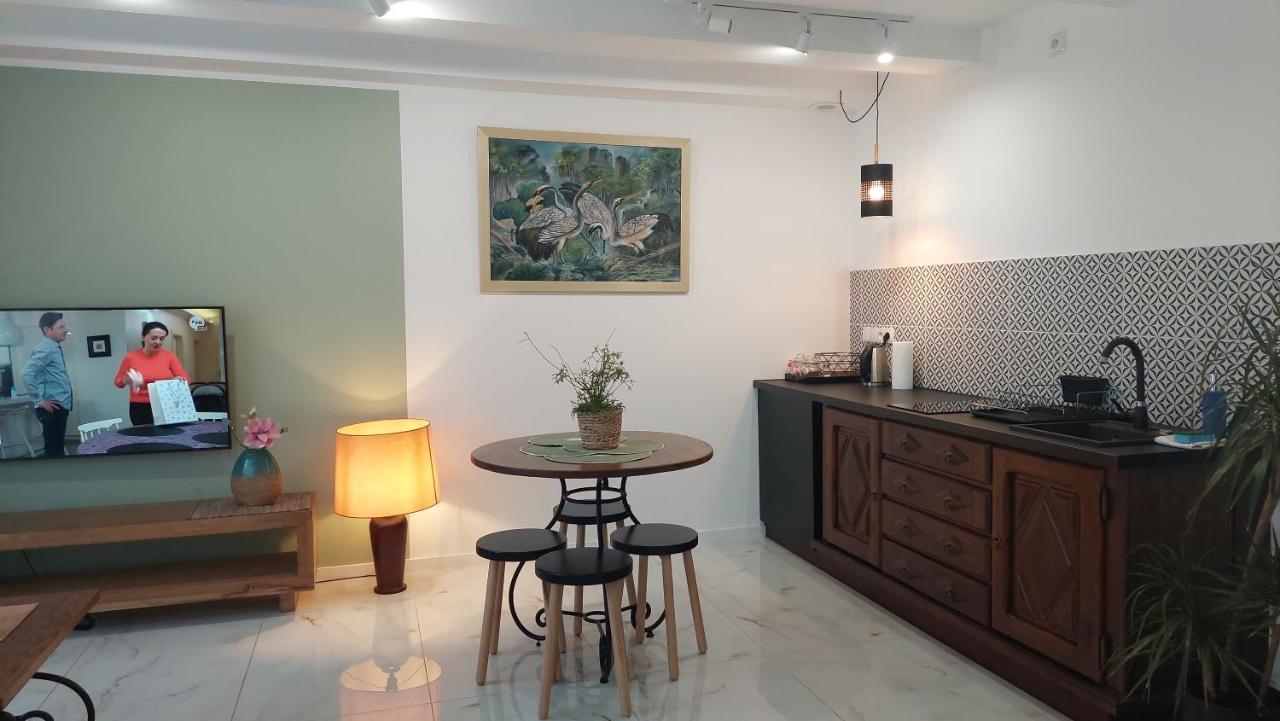 Apartamenty Biala Perla 乌斯特龙 外观 照片