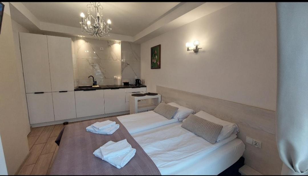 Apartamenty Biala Perla 乌斯特龙 外观 照片